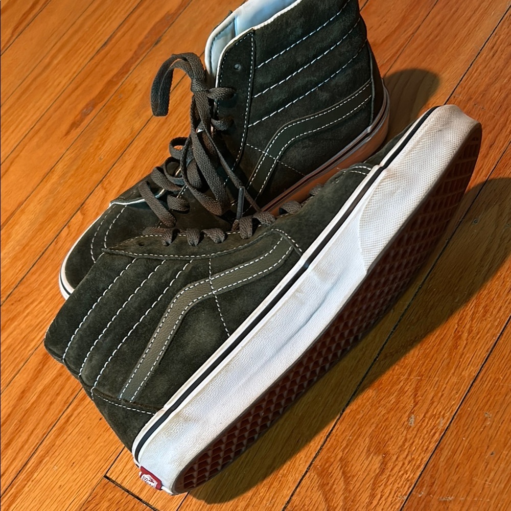 Vans Green High-Top Sneakers - Picture 3 of 8